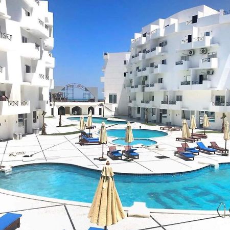 Apartment Dolcezza Near The Sea Redsealine Hurgada Dış mekan fotoğraf